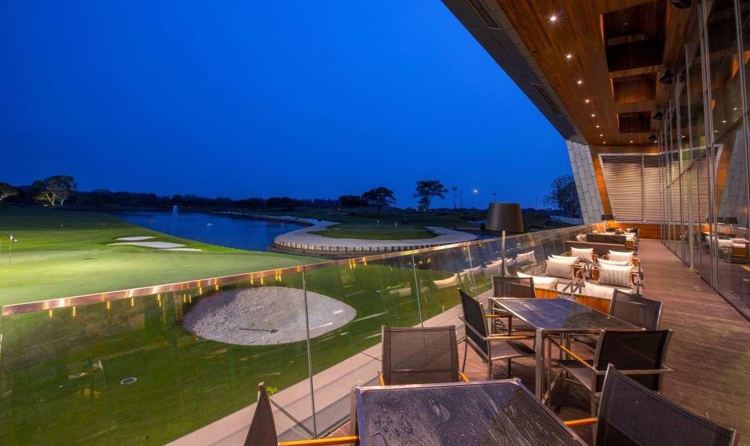 拉古娜都喜天丽酒店 新加坡 外观 照片 The 18th green at the 2012 U.S. Open