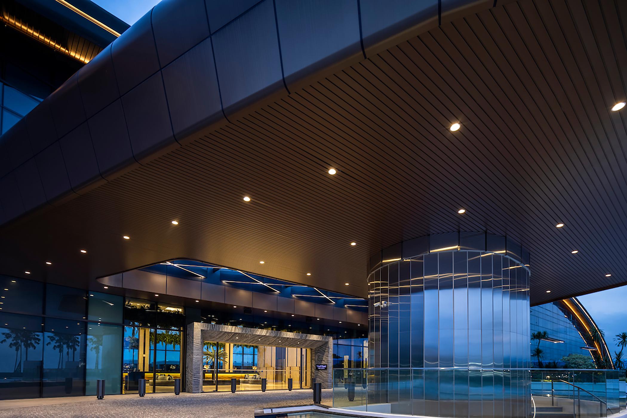 拉古娜都喜天丽酒店 新加坡 外观 照片 The interior of the terminal